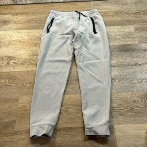 Men’s joggers